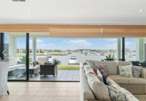 Marina Views family and small dog friendly